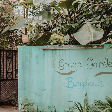 Green Garden Hotel Bang Rak Beach  Exterior photo